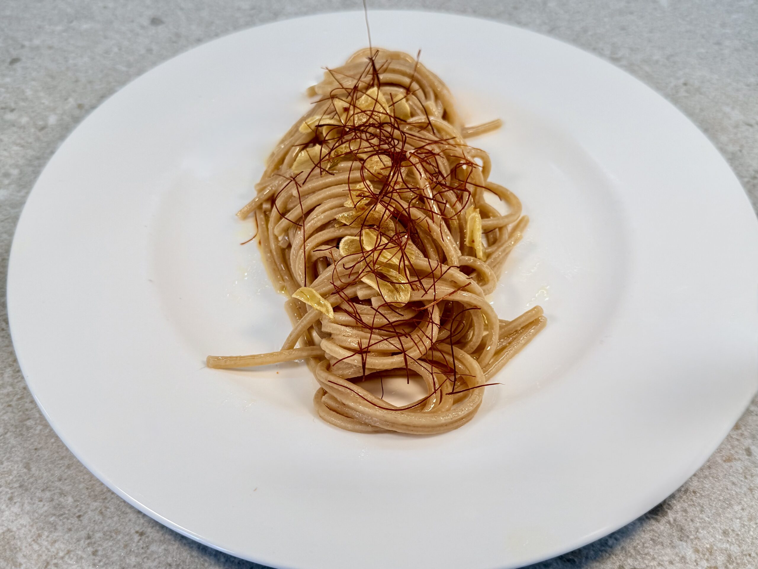 Spaghetti aglio olio e peperoncino | Carlo Florence chef