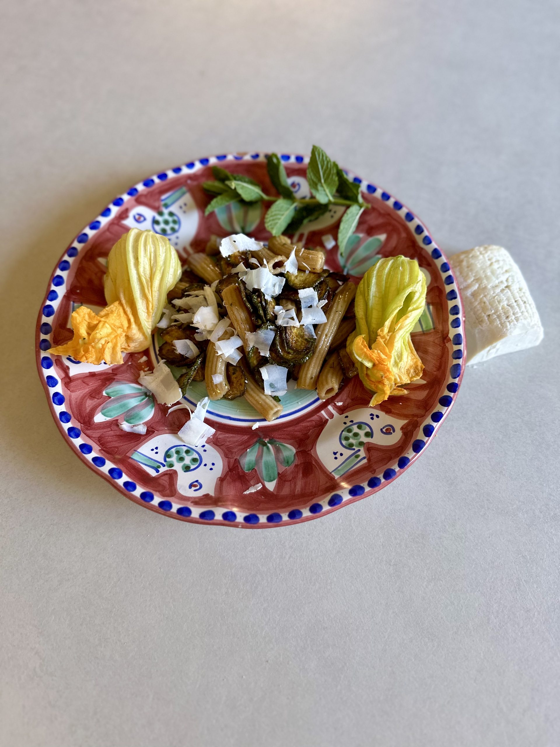 Penne con ricotta e zucchine in scapece (Penne with fried zucchini ala “scapece”) | Carlo Florence c