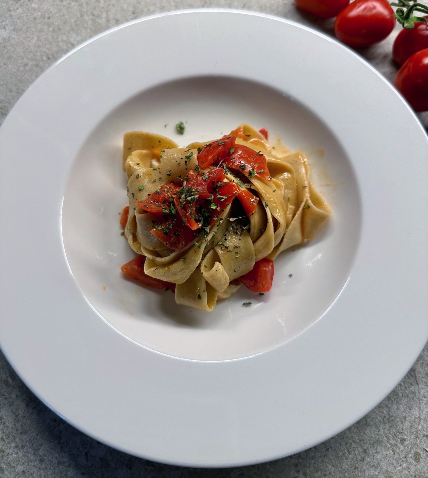 Tagliatelle with tomatoes | Carlo Florence chef